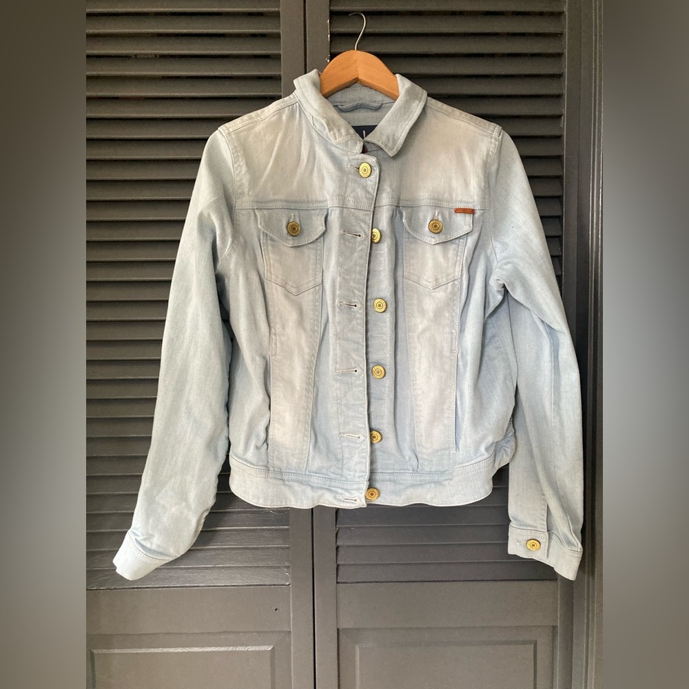 Jean jacket - actually comfortable!